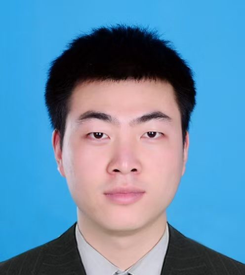 王东伟